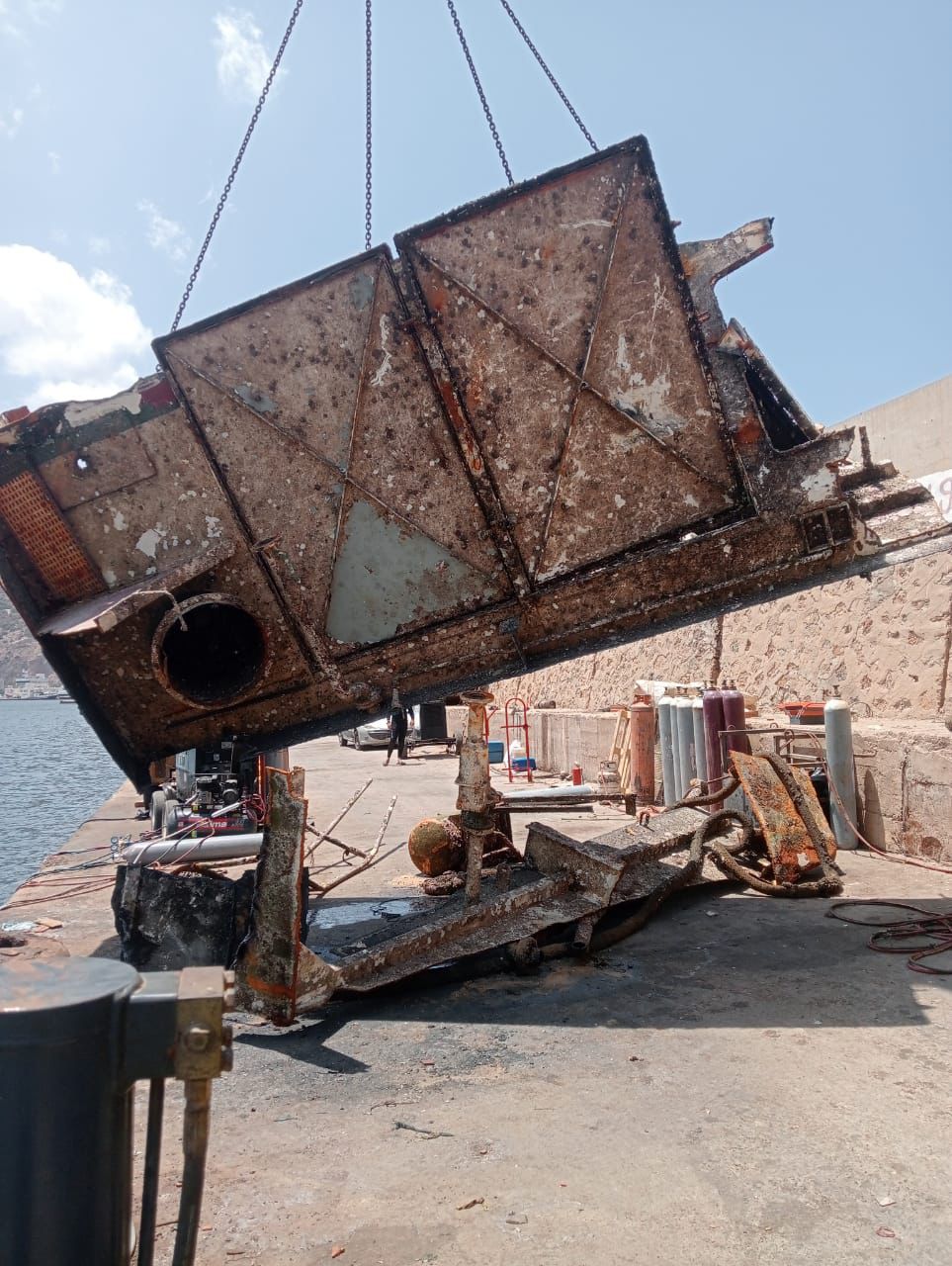 shipwreck removal